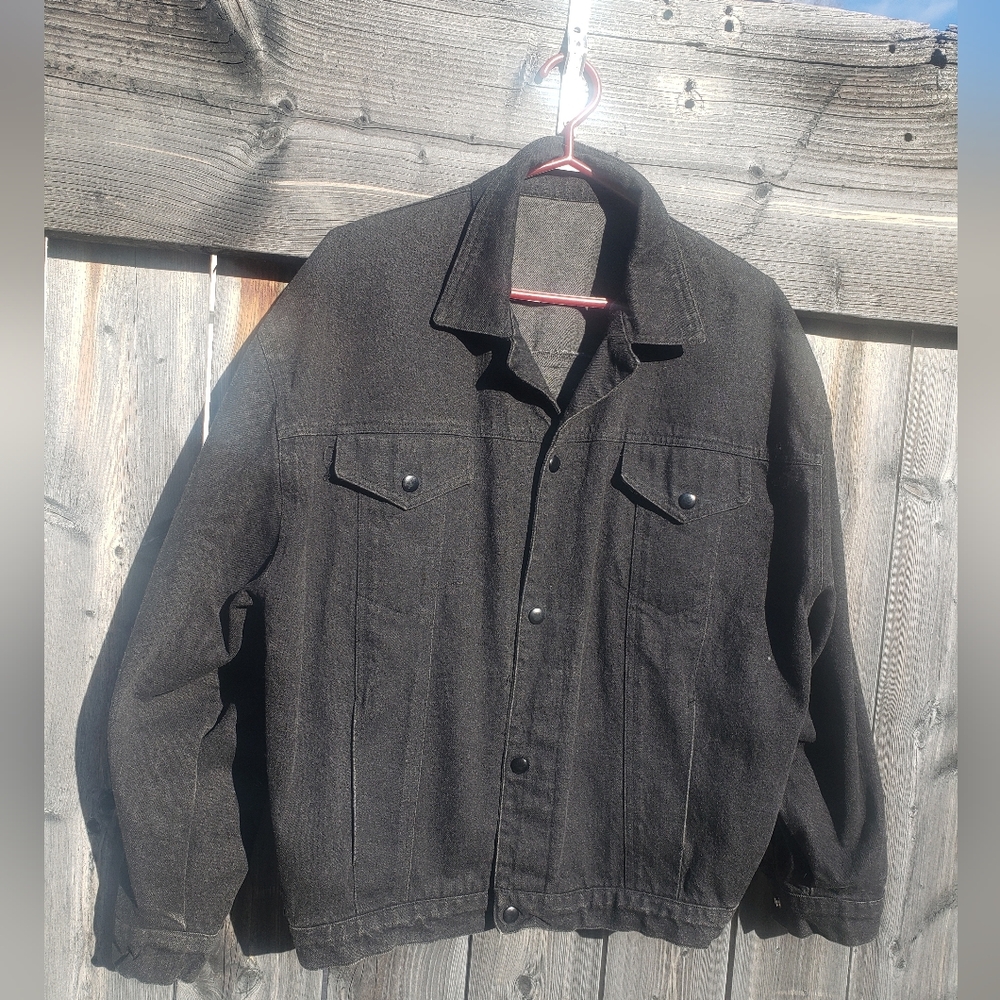 VINTAGE Black Denim Jacket